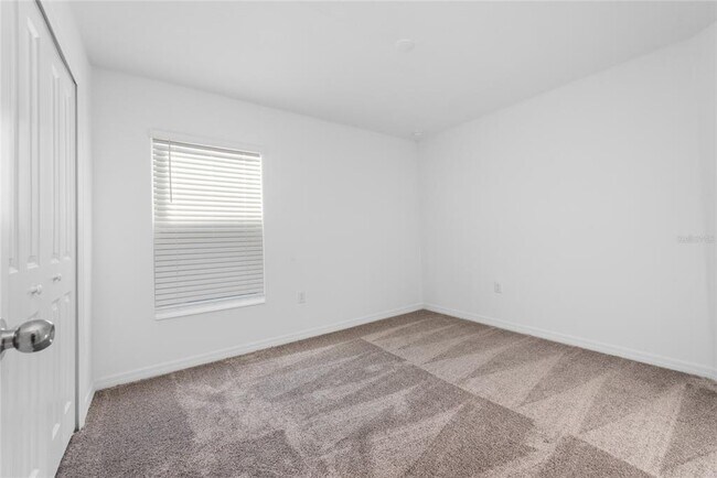 Building Photo - 338 Rustic Rail Dr