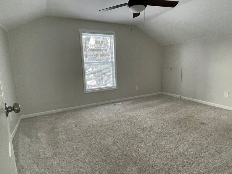 Building Photo - 2450 Gerald Ave