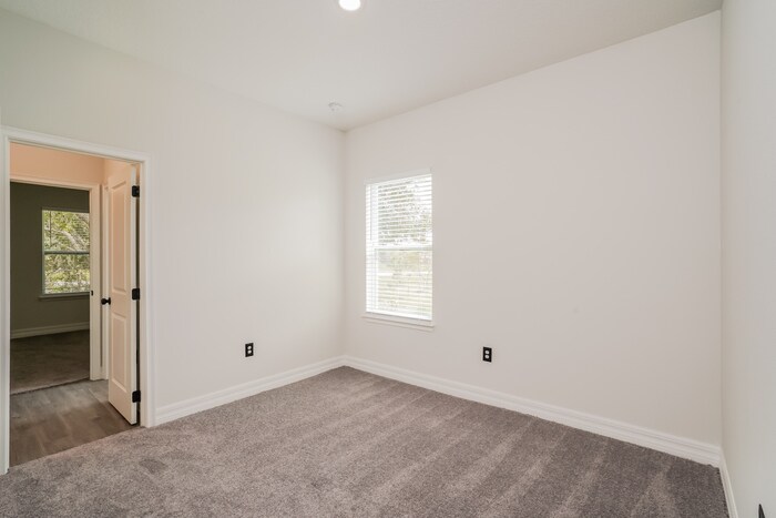 Building Photo - 1829 Manitoba Ct