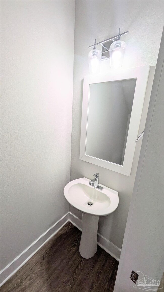 Building Photo - 226 Junction Ave