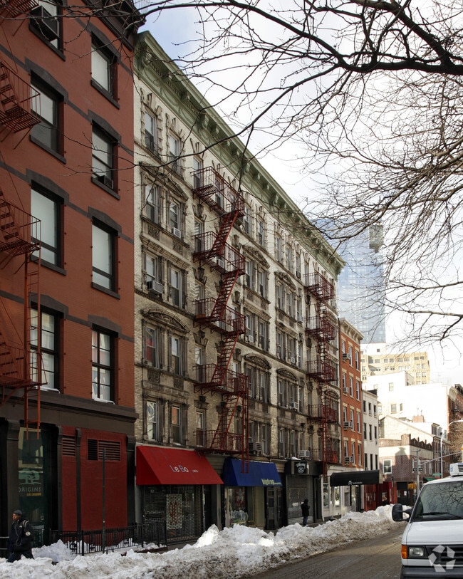Building Photo - 170-172 Spring Street