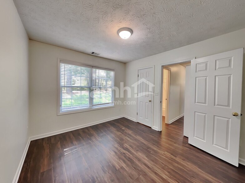 Building Photo - 1377 Bramlett Forest Ct