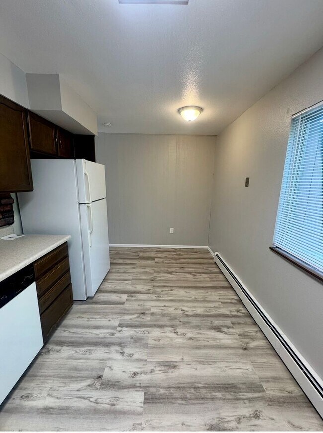 Building Photo - 6415 Yvonne Way