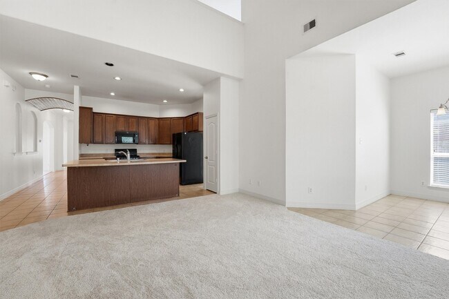 Building Photo - 21654 Horseshoe Dr