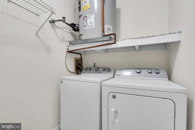 Building Photo - 60B Sumac Ct