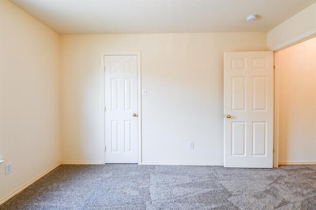Building Photo - 2518 Atwood Glen Ln