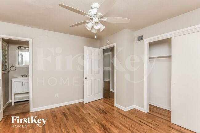 Building Photo - 3513 Wicklow Ct
