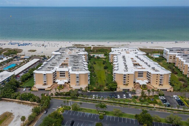 Building Photo - 6500 Sunset Way