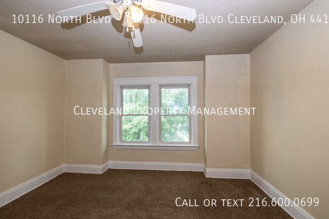 Building Photo - Side-by-side Cleveland Duplex