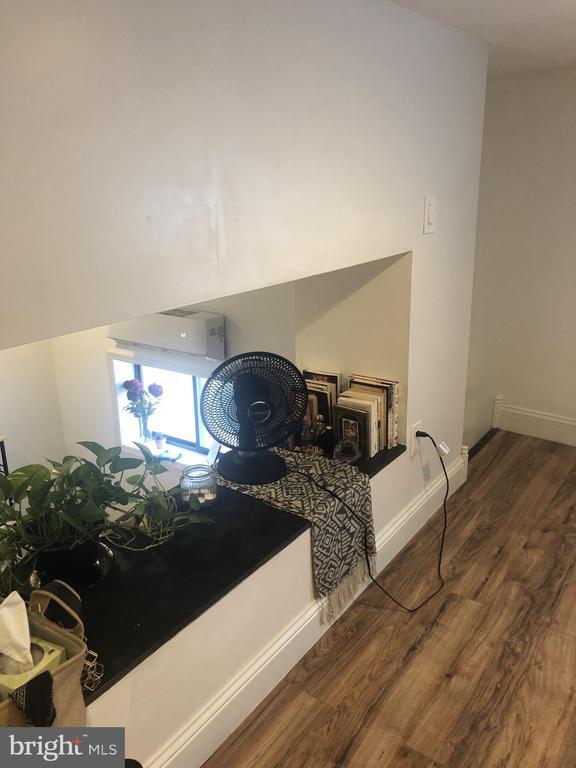 Building Photo - 838 Corinthian Ave