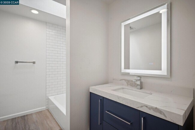 Building Photo - 119 Cypress Point Way