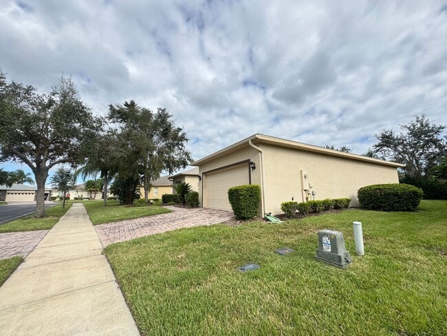 Building Photo - Resort-Style Solivita Home Ready For Move-in! [55+ Community]