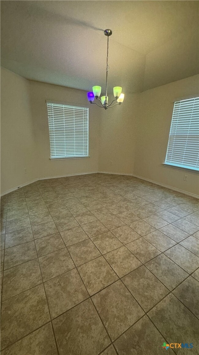 Building Photo - 5305 Fenton Ln