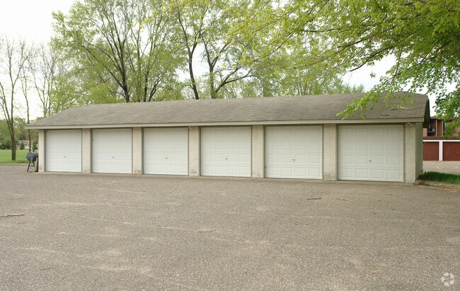 Building Photo - 1652 9th St