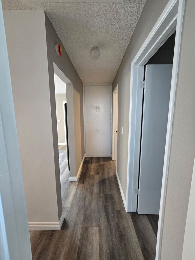 Building Photo - 16109 Spruce St