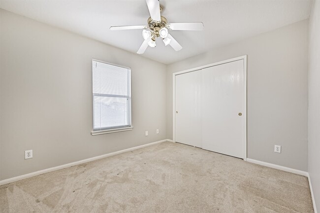 Building Photo - 4714 Montclair Hill Ln
