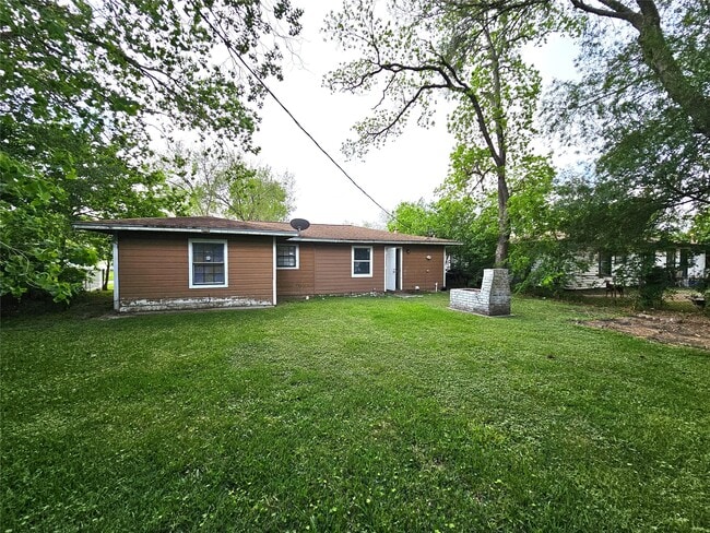 Building Photo - 3018 Robinson Blvd