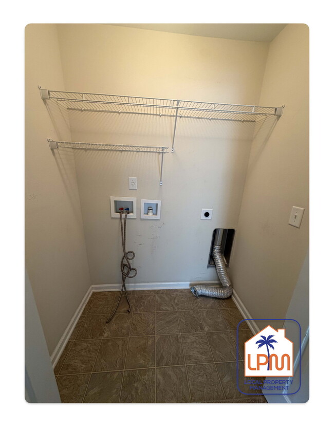 Building Photo - Charming 3-Bedroom Home with 2 Full Baths in Columbia