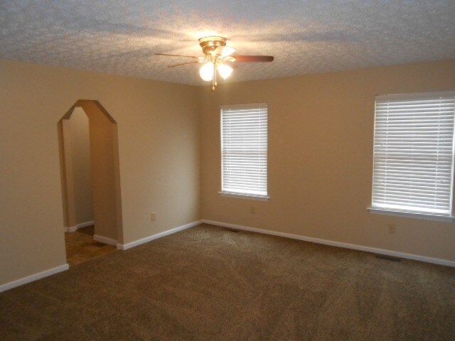 Building Photo - 1713 Convair Dr