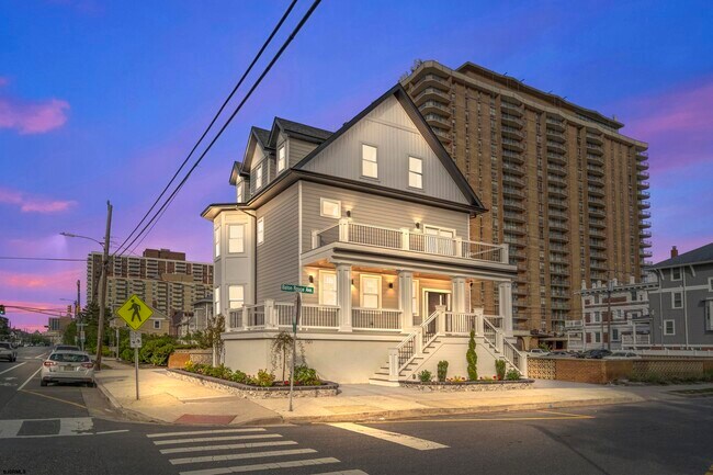 Building Photo - 101 S Baton Rouge Ave
