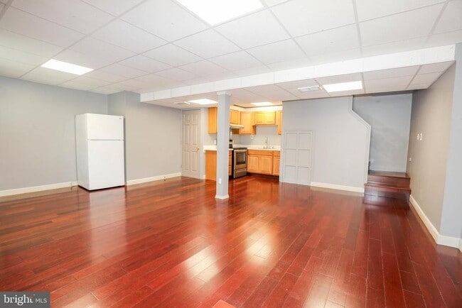 Building Photo - 103 Waelchli Ave