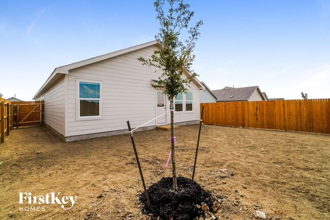Building Photo - 10775 Prusiner Dr