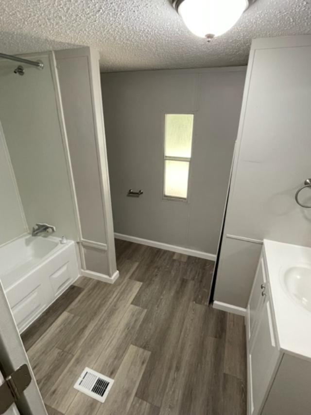 Building Photo - 18 Fox Haven Dr
