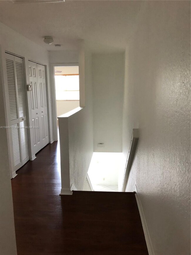 Building Photo - 2470 Cordoba Bend