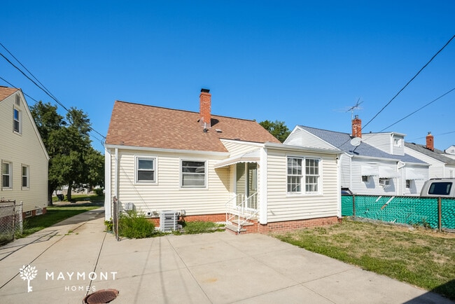 Building Photo - 20770 Wilmore Ave