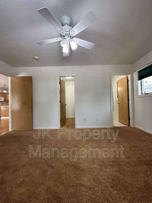 Building Photo - 3209 Wild Rose Ln