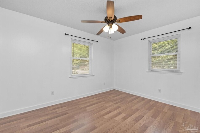 Building Photo - 5229 Compass Ct