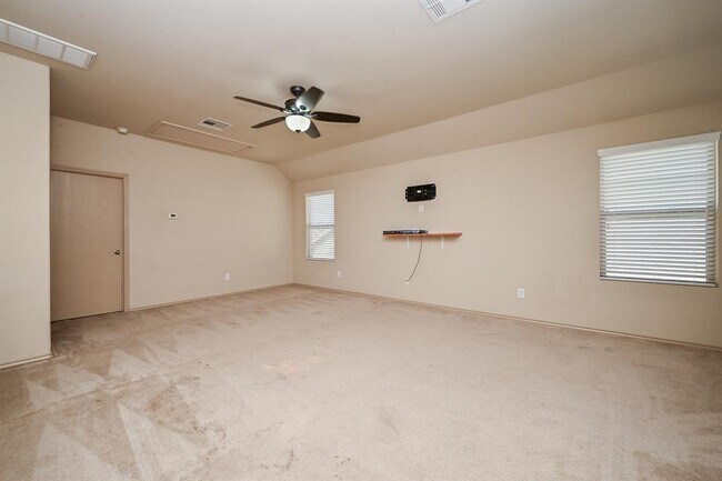 Building Photo - 20603 Flintoff Ln