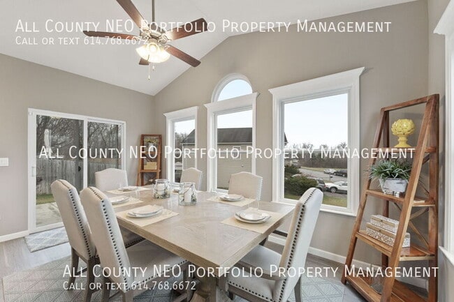 Building Photo - 1481 Channel Pl