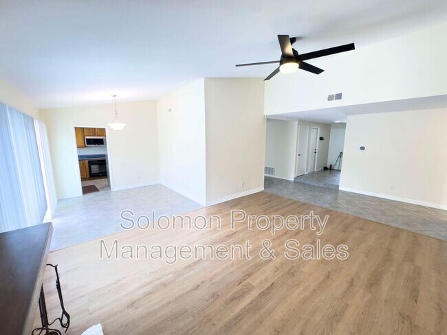 Building Photo - 2701 Fire Mountain Dr