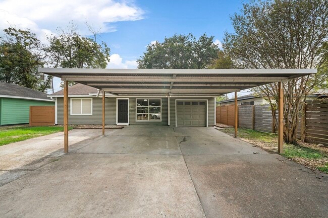Primary Photo - 6523 Underhill St