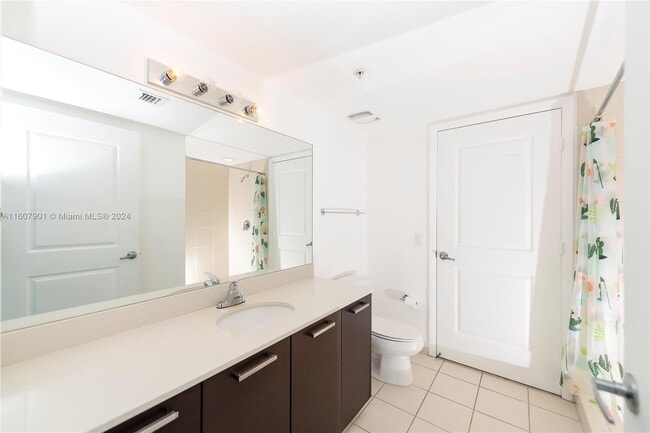 Building Photo - 333 NE 24th St