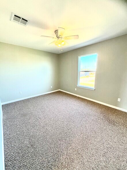 Building Photo - 1603 Dehart