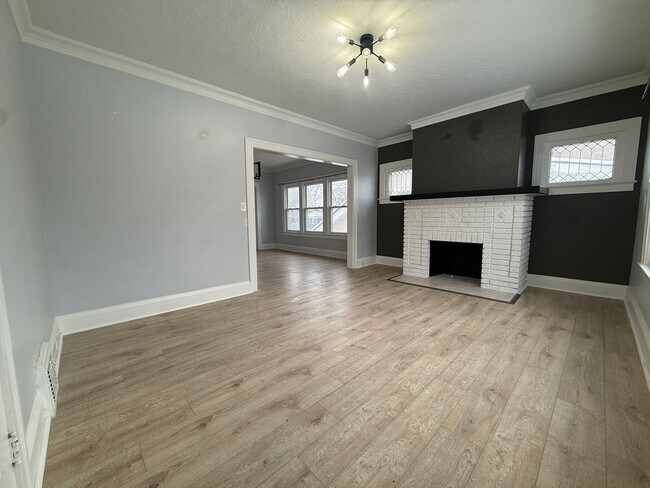 Building Photo - 2174 Oakdale Rd