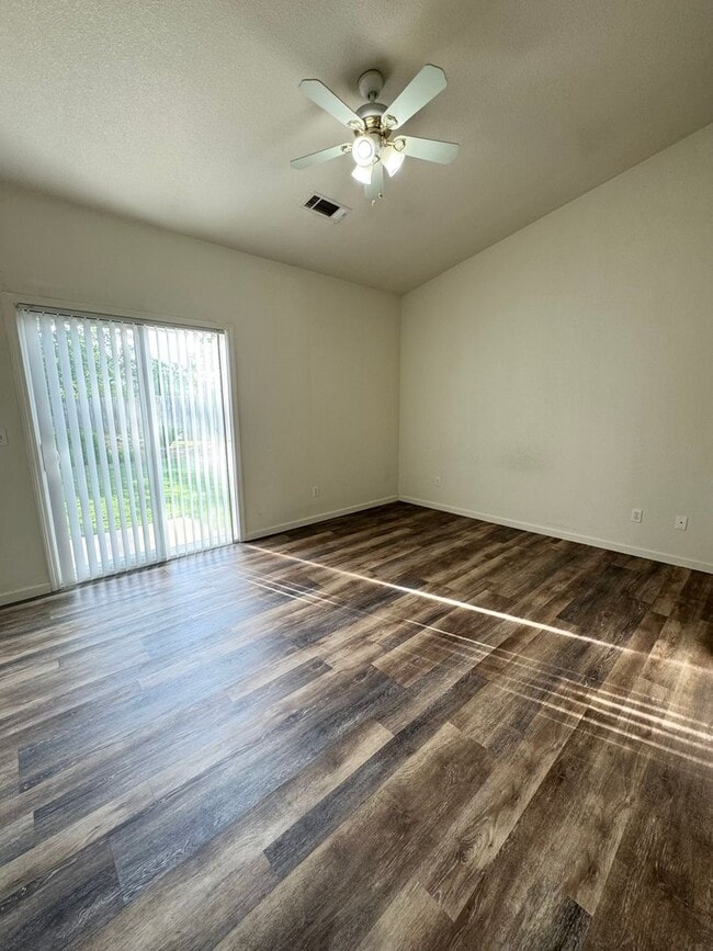 Building Photo - Lovely Home in Cottonwood!! (Lake California/Privately Gated Community)