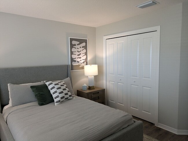 Building Photo - 1750 Debellis Ln