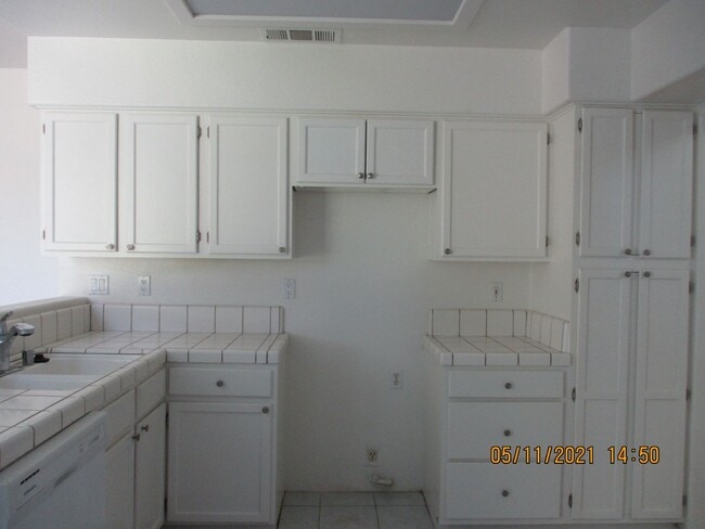 Building Photo - Beautiful Southwest 2-Story House Coming Soon!