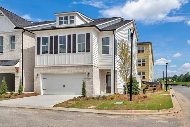 Building Photo - Luxury Westshore Townhome