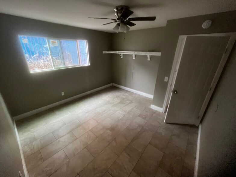 Building Photo - 937 Grand Ave