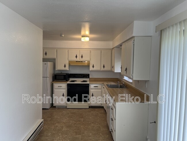 Building Photo - 397 Parkchester Dr