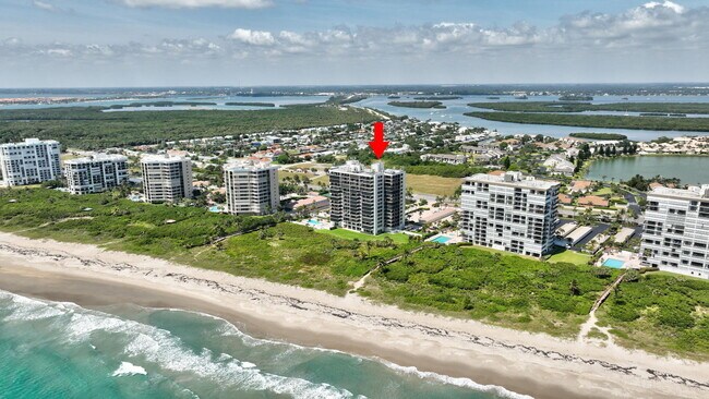 Building Photo - 3100 N Hwy A1A