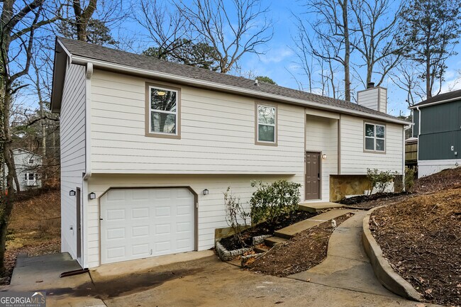 Building Photo - 2488 Carol Cir