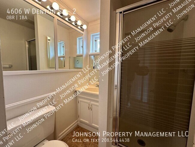 Building Photo - 4606 W Denton St