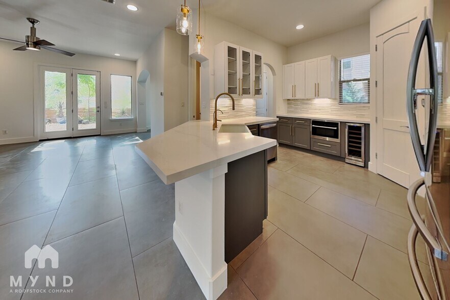 Building Photo - 2502 Kinney Rd