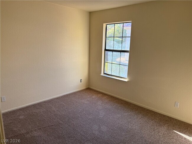 Building Photo - 720 Sea Pines Ln