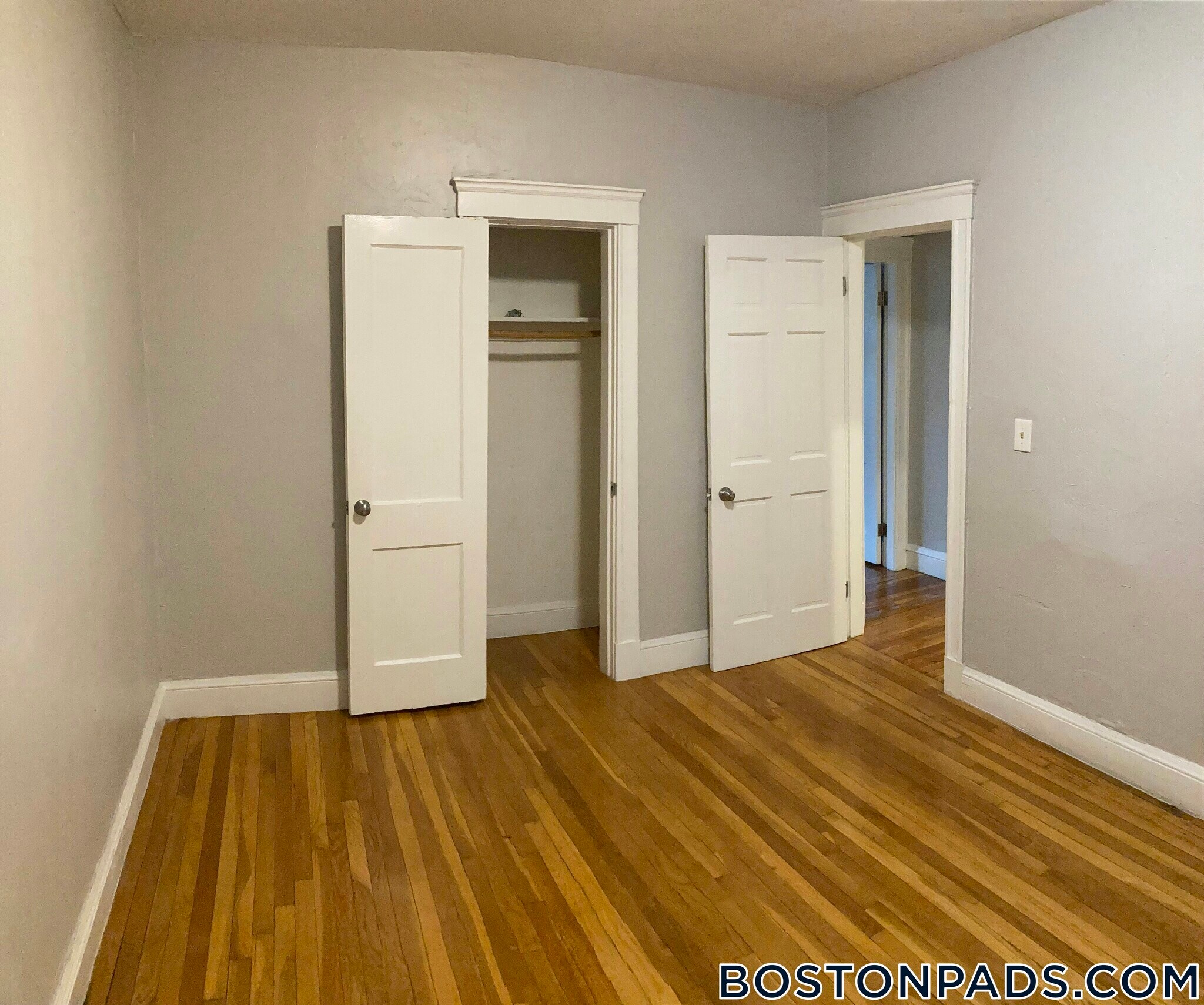 Building Photo - 95 Nichols St